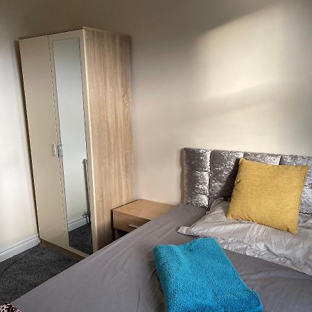 Pc Lodge Kingswood St Preston R1 Eksteriør billede