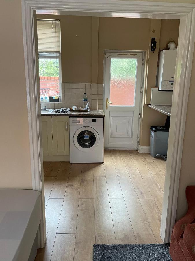 Pc Lodge Kingswood St Preston R1 Eksteriør billede